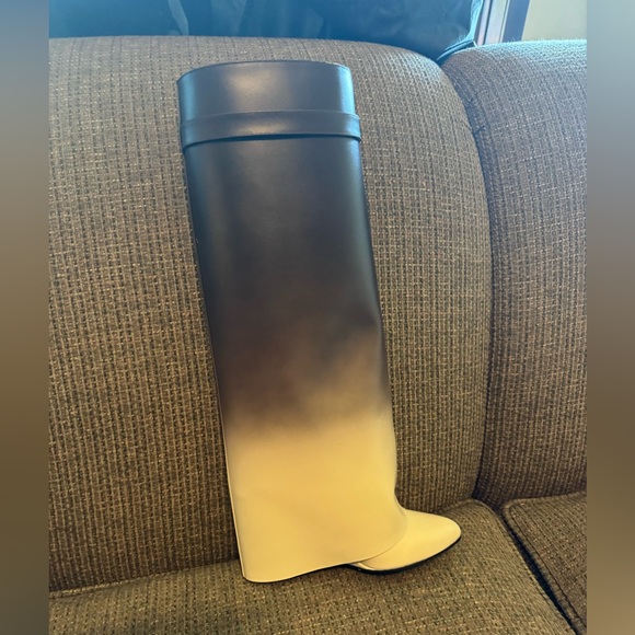 Givenchy Shark Ombre Boots - Never Worn - Picture 8 of 8